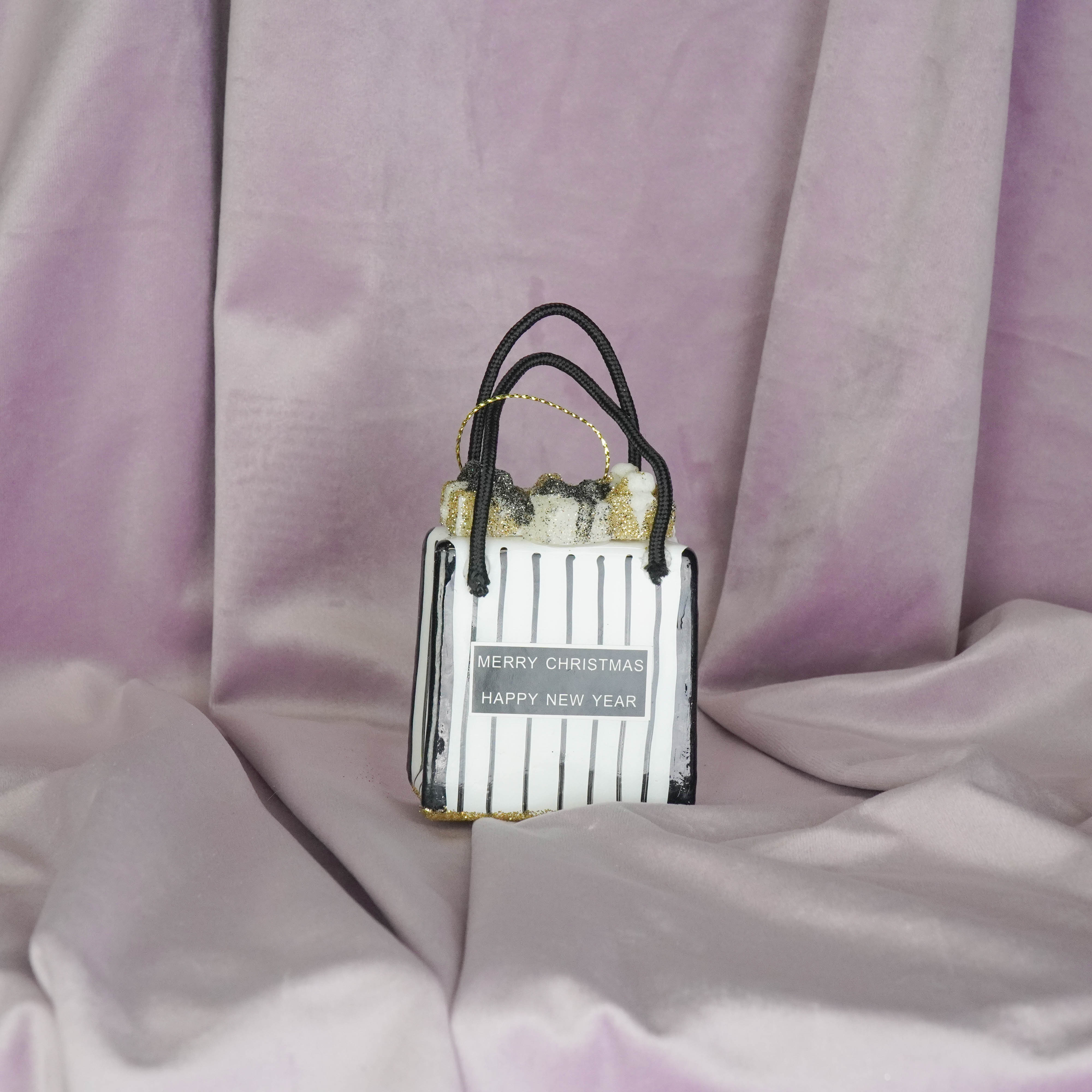 Kerstversiering -  Kersthanger - Shopahollic tas - Zwart/ wit/ Goud - Glas - 7x4x8,5cm