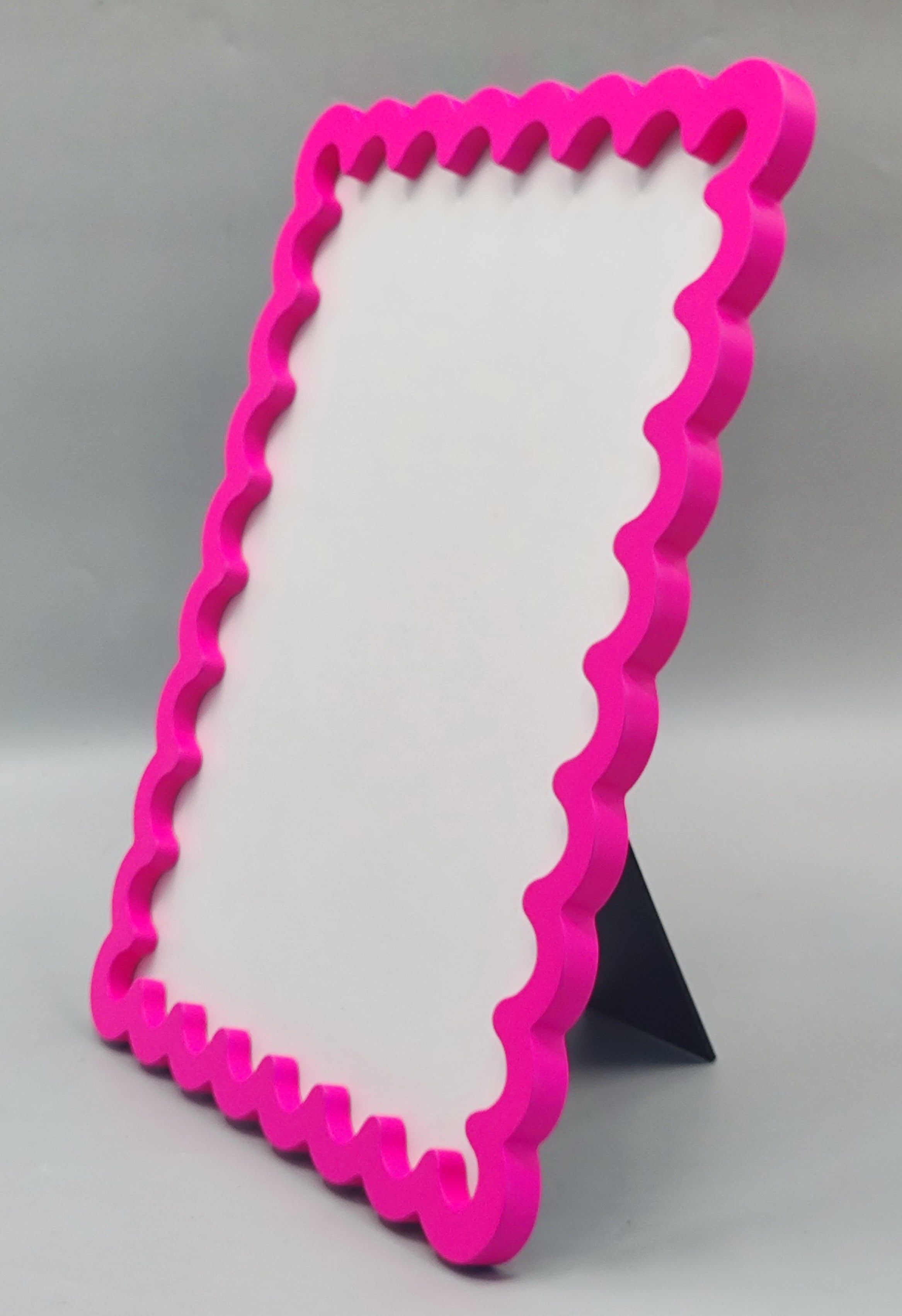 Fotolijst - Golvende Rand- MDF - Fluor Roze- 33x43x1.5cm