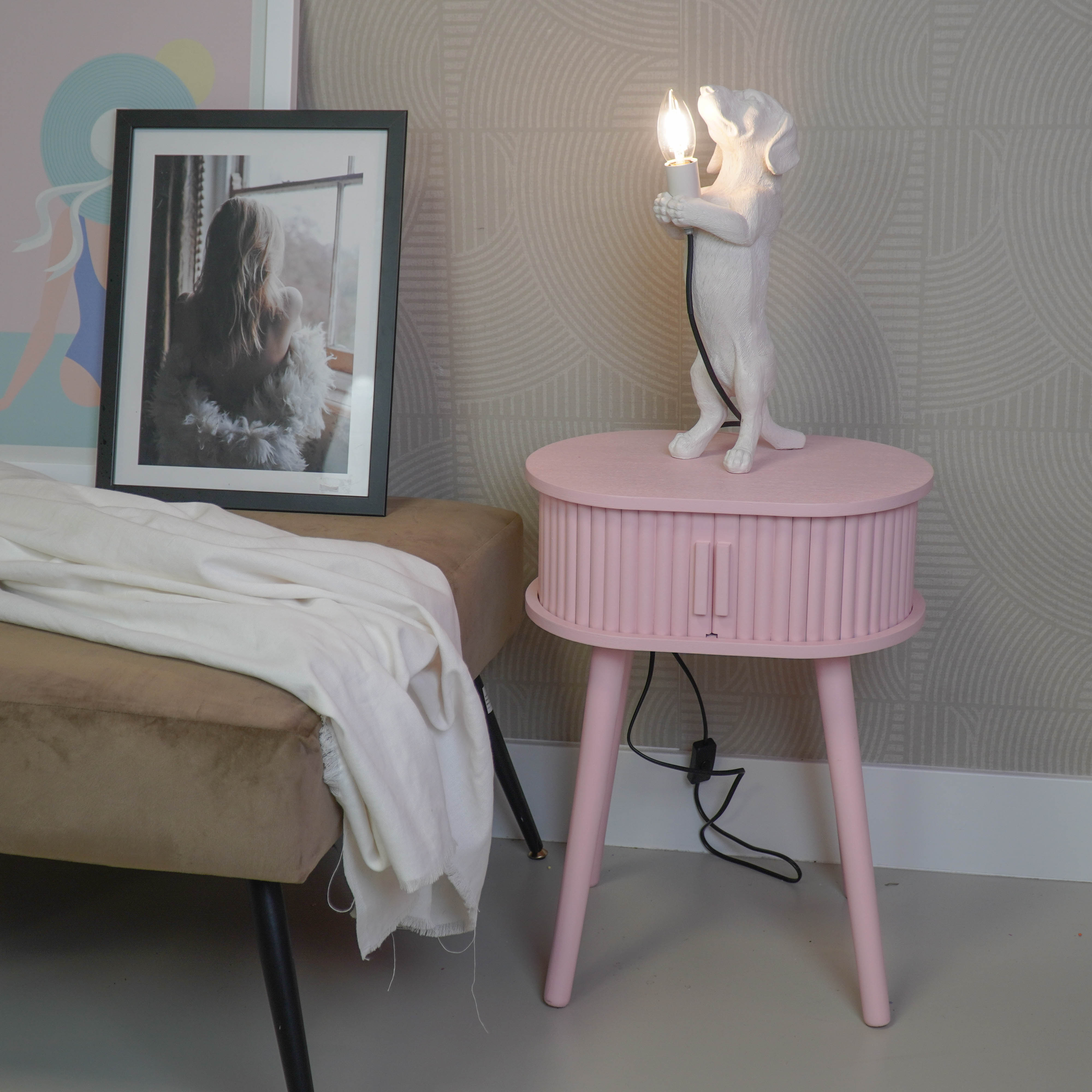 Bijzettafel - Nachtkastje met Schuifdeur van Latten - Lichtroze - 40x30x53cm